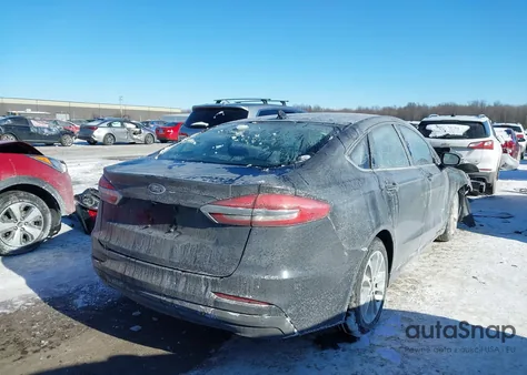 2019 Ford Fusion Hybrid Se z USA, uszkodzony, nr VIN 3FA6P0LU1KR195958